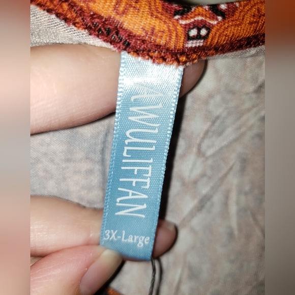 Beautiful Fall color top NWT size 3XL - Picture 5 of 6